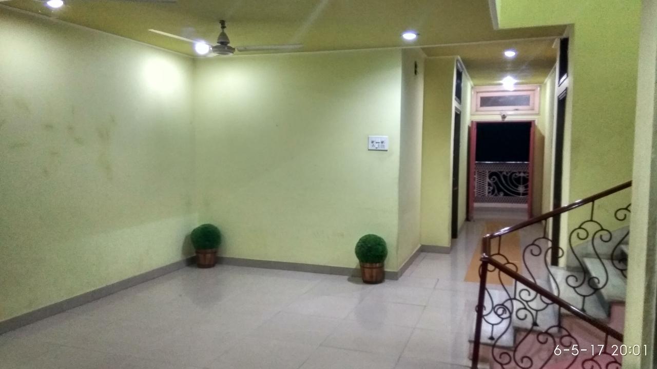 Hotel Varsa Dibrugarh Ngoại thất bức ảnh